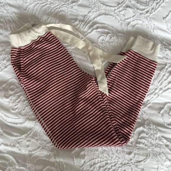 ABERCROMBIE AND FITCH PAJAMA SET - Picture 2 of 5